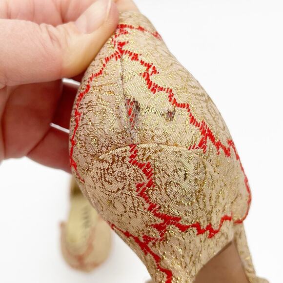 Prada Vintage Gold Brocade Red Woven D’Orsay Pointed Toe Kitten Heels IT 36 - Picture 9 of 11